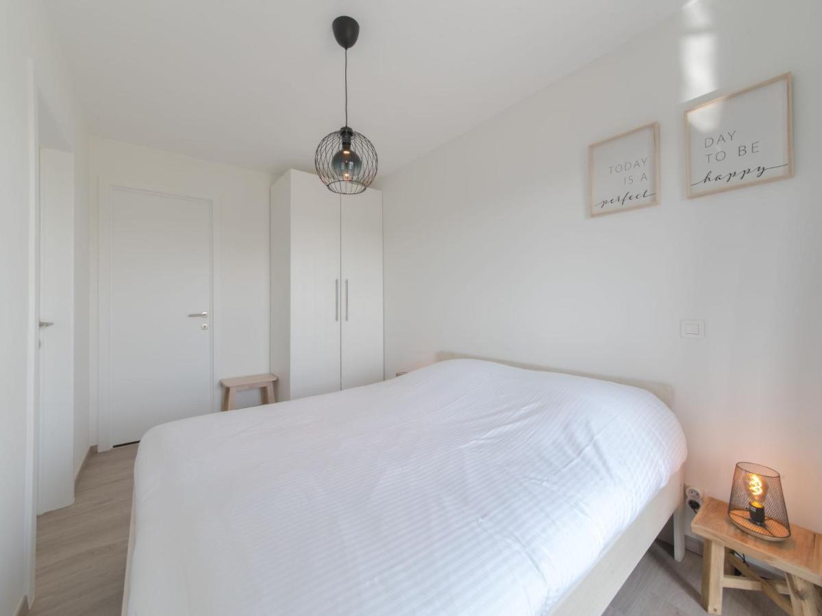 Apartment Railway To The Beach By Interhome Blankenberge Exterior photo